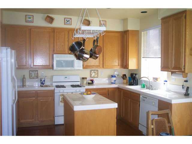 455 Venetia Way, Oceanside, CA 92057 photo 2