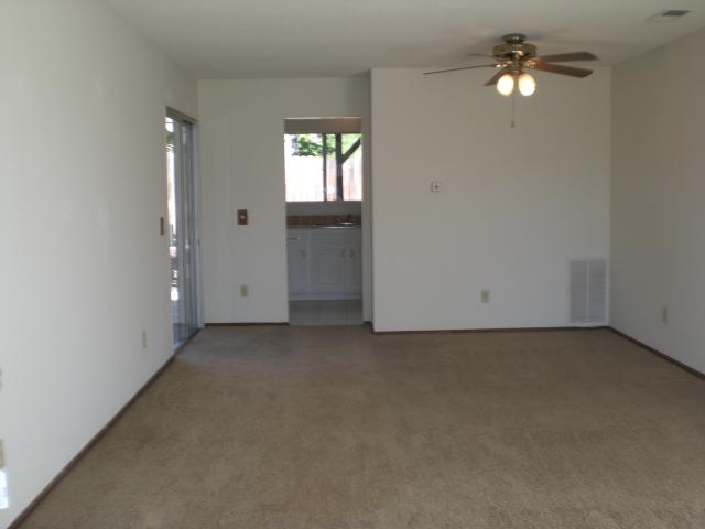 4560 Sunrise Rdg, Oceanside, CA 92056 photo 2