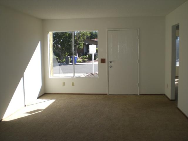 4560 Sunrise Rdg, Oceanside, CA 92056 photo 3