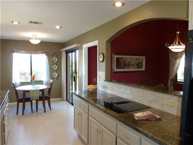 913 Ridge Heights Dr, Fallbrook, CA 92028 photo 6
