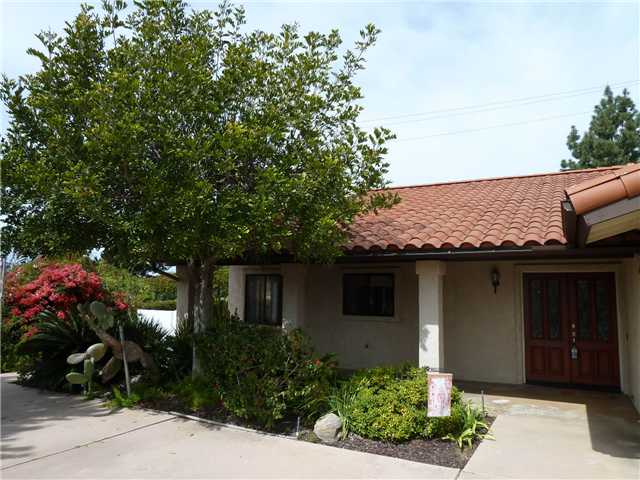 913 Ridge Heights Dr, Fallbrook, CA 92028 photo 1