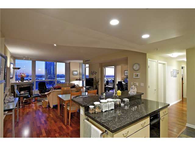 555 Front St #1403, San Diego, CA 92101 photo 13