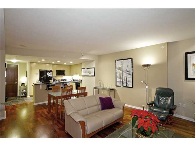 555 Front St #1403, San Diego, CA 92101 photo 9