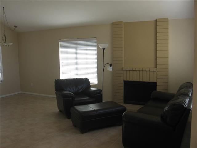 1494 Powell Rd, Oceanside, CA 92056 photo 2