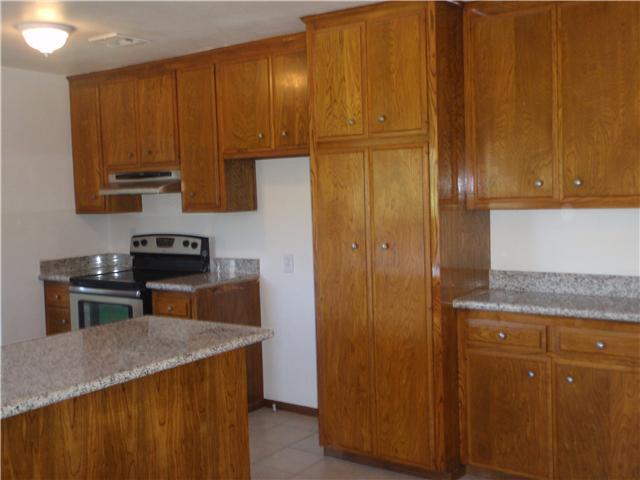 1421 Willson Rd, El Cajon, CA 92019 photo 3