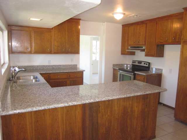 1421 Willson Rd, El Cajon, CA 92019 photo 2