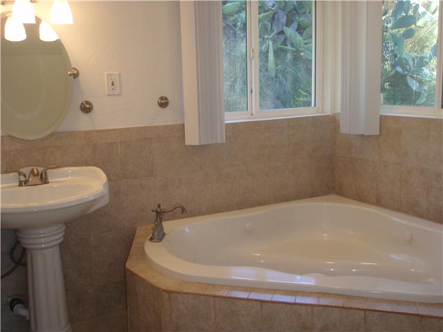 1421 Willson Rd, El Cajon, CA 92019 photo 8