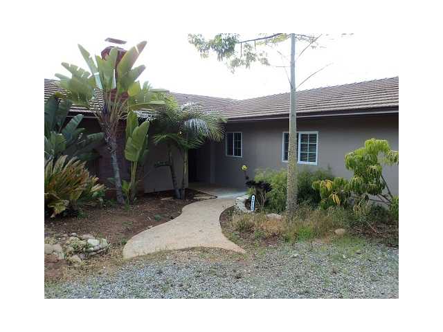 2012 Grandview Rd, Vista, CA 92084 photo 1