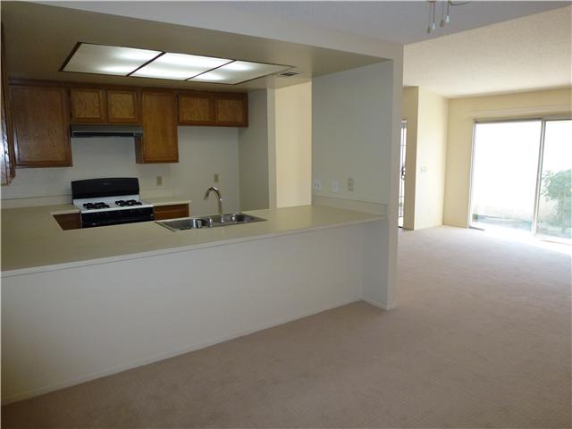 4795 Macadamia Ct, Oceanside, CA 92057 photo 2