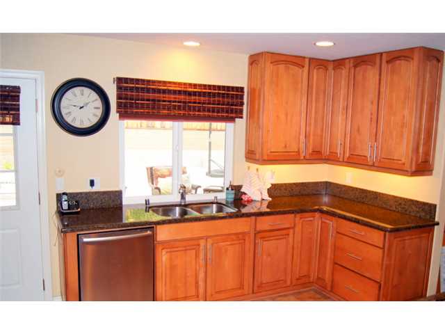 13344 Canyon Back Ln, Poway, CA 92064 photo 3