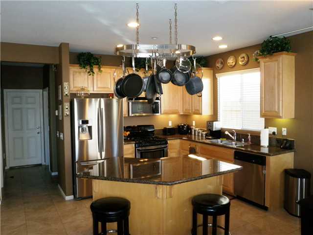 8737 Glen Oaks Way, Santee, CA 92071 photo 4