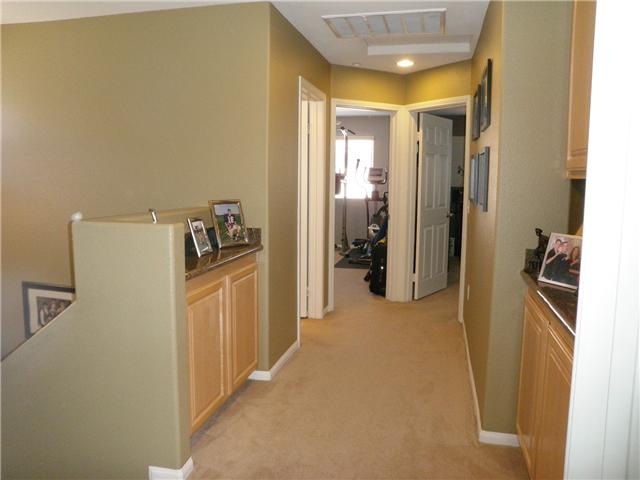 8737 Glen Oaks Way, Santee, CA 92071 photo 16