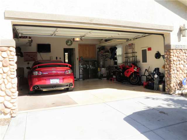 8737 Glen Oaks Way, Santee, CA 92071 photo 23