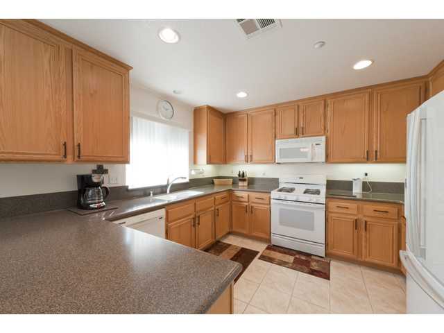 9588 Petite Ln, Lakeside, CA 92040 photo 2