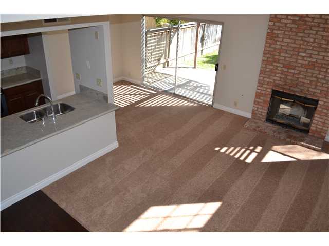 4207 Esperanza Way, Oceanside, CA 92056 photo 2
