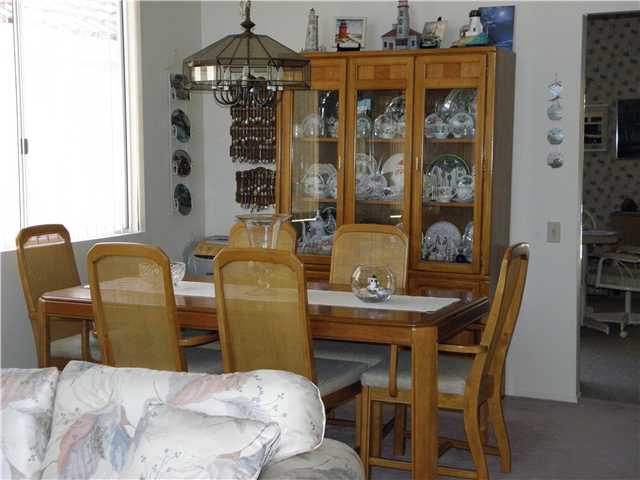 2424 Eagle Crest Ln, Vista, CA 92081 photo 6