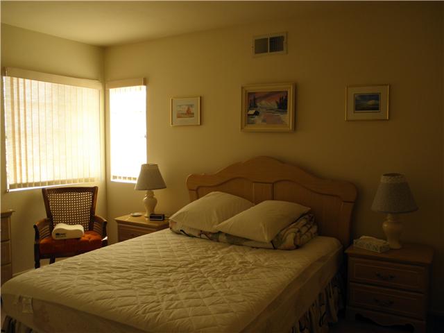 2424 Eagle Crest Ln, Vista, CA 92081 photo 13