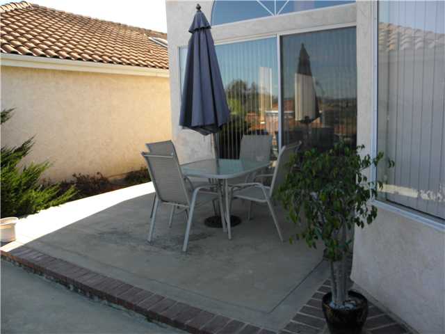 2424 Eagle Crest Ln, Vista, CA 92081 photo 18