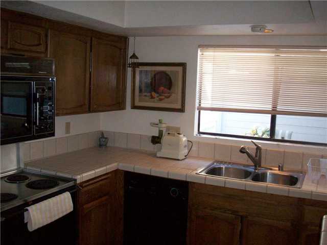 955 Intrepid Ct, Del Mar, CA 92014 photo 2