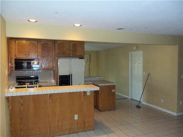 1026 Osage Dr, Spring Valley, CA 91977 photo 4