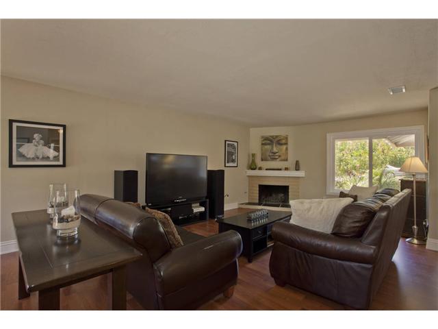 829 Sunrich Ln, Encinitas, CA 92024 photo 2