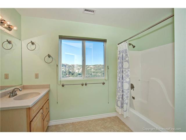 3922 Carveacre Rd, Alpine, CA 91901 photo 12