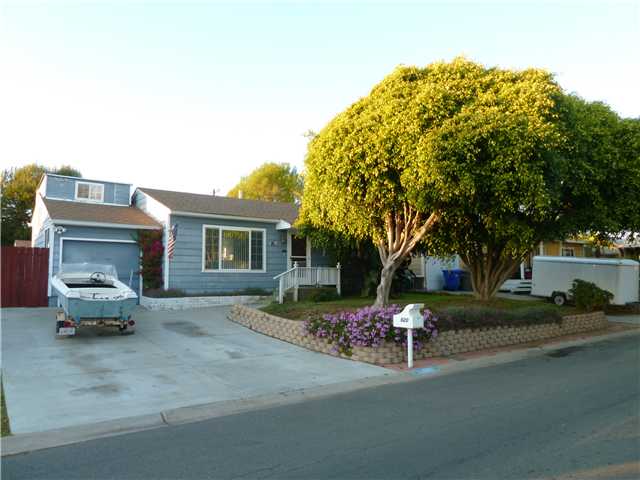 620 Capistrano Dr, Oceanside, CA 92058 photo 1