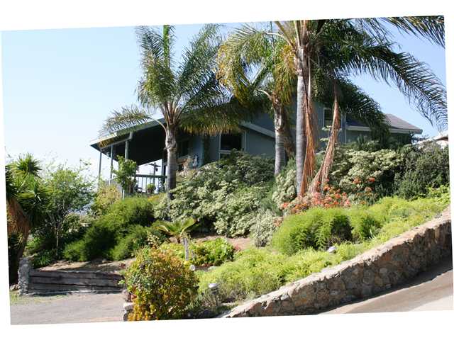 481 Skyline Cir, Fallbrook, CA 92028 photo 3
