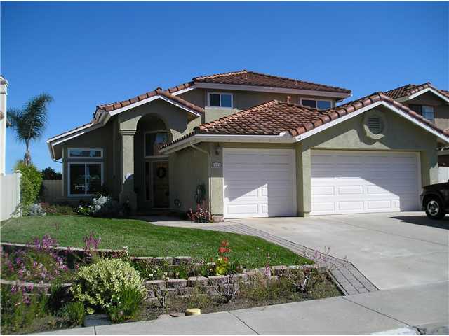 2076 Sequoia Crest St, Vista, CA 92081 photo 1