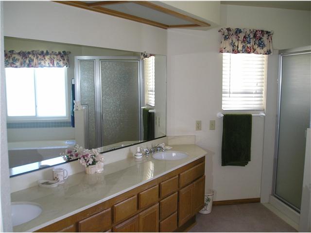 2076 Sequoia Crest St, Vista, CA 92081 photo 12