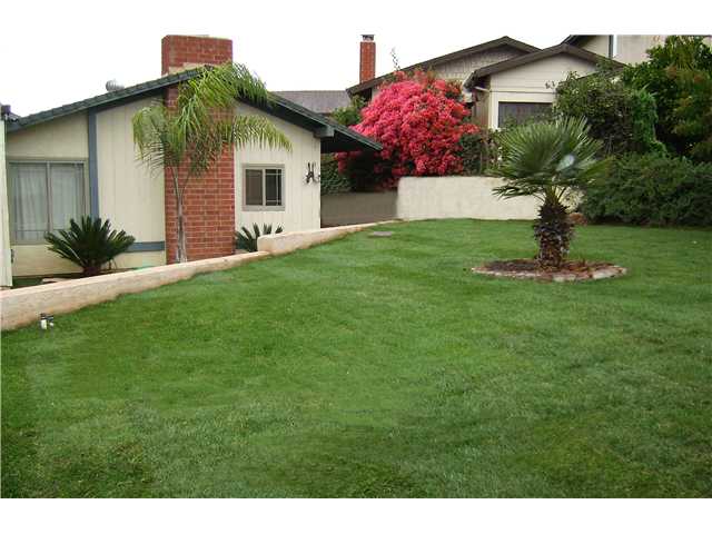 136 Bluebird Park Rd, Fallbrook, CA 92028 photo 1