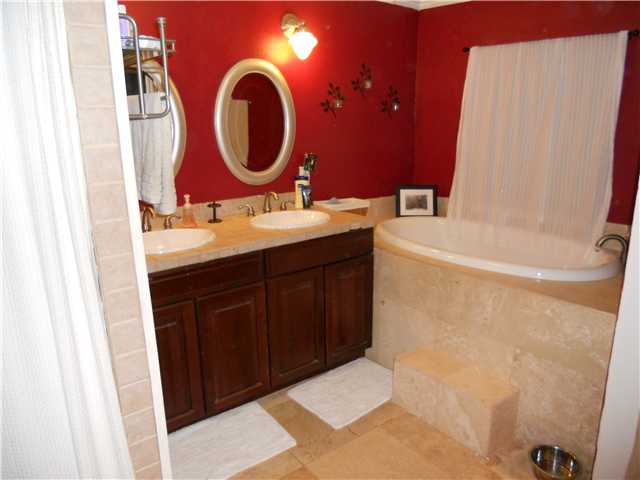 136 Bluebird Park Rd, Fallbrook, CA 92028 photo 11