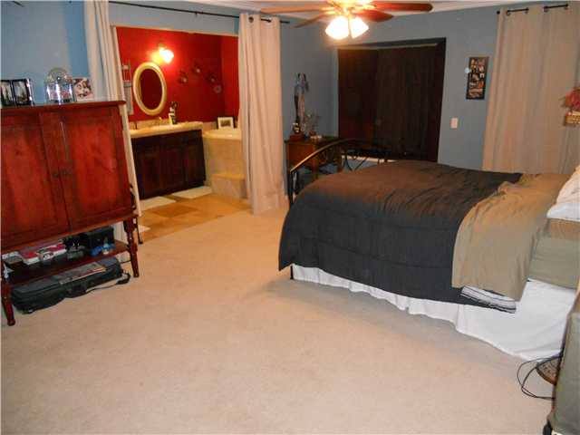 136 Bluebird Park Rd, Fallbrook, CA 92028 photo 8