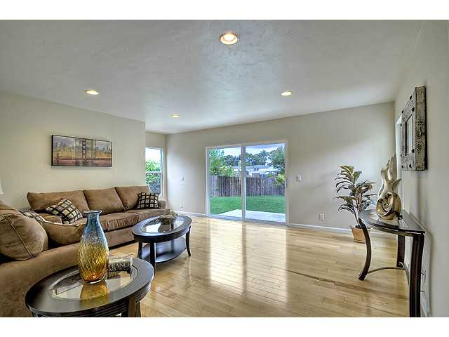 637 Brooks St, Oceanside, CA 92054 photo 17