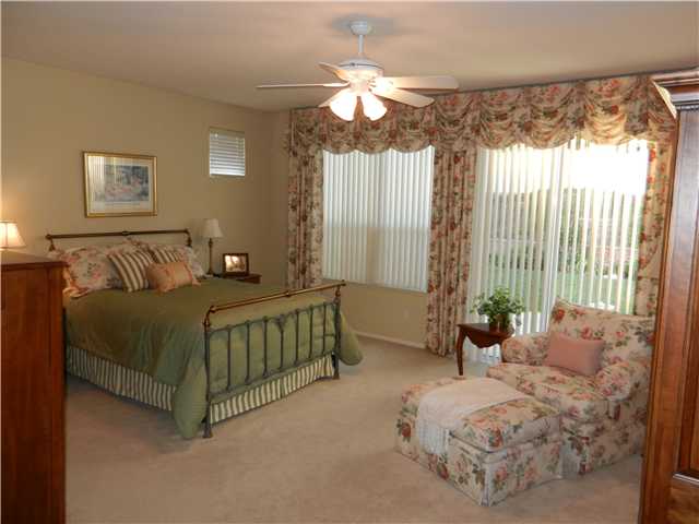 4885 Glenhollow Cir, Oceanside, CA 92057 photo 8