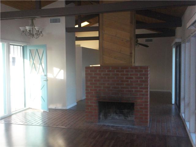 1472 Farrand Rd, Fallbrook, CA 92028 photo 2