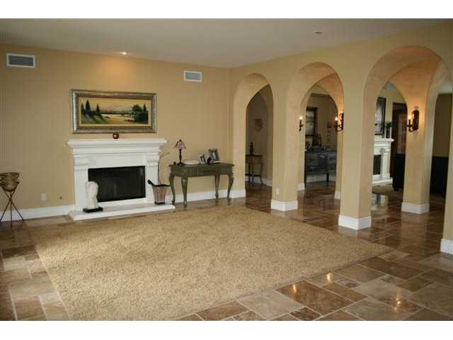 7595 Circulo Sequoia, Carlsbad, CA 92009 photo 6