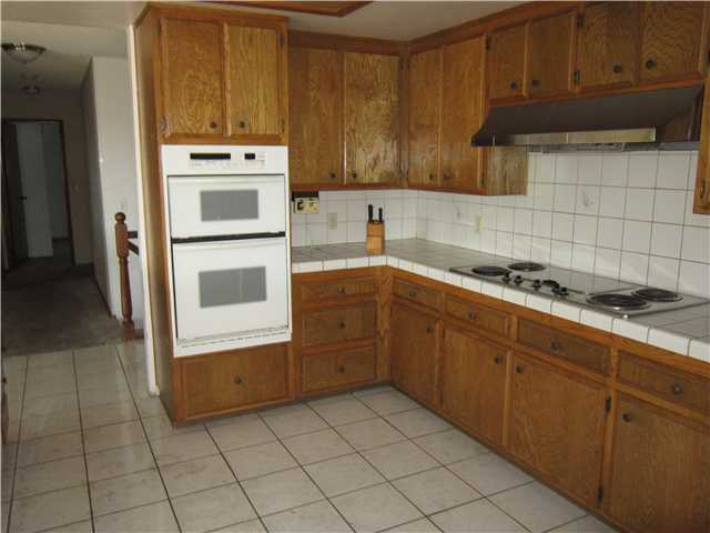 520 Eldorado Dr, Escondido, CA 92025 photo 5