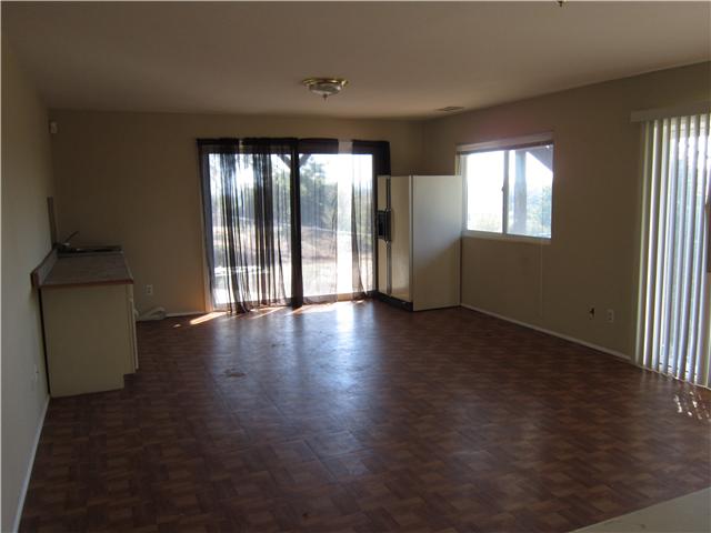 520 Eldorado Dr, Escondido, CA 92025 photo 4