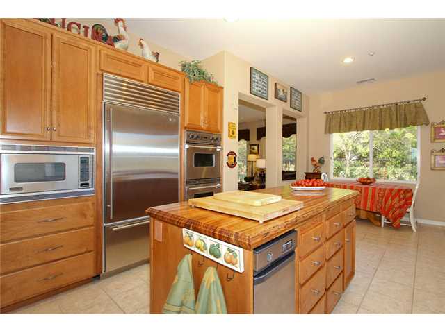 1097 Inverlochy Dr, Fallbrook, CA 92028 photo 12
