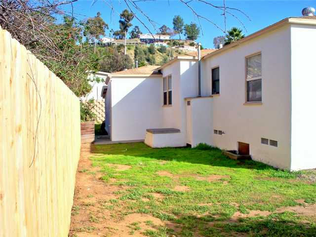 8733 Railroad Ave, Santee, CA 92071 photo 4