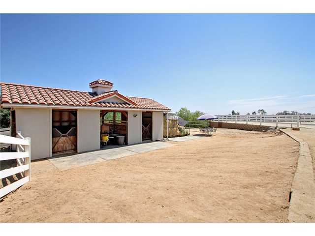 1161 Camino Alisos, Fallbrook, CA 92028 photo 24