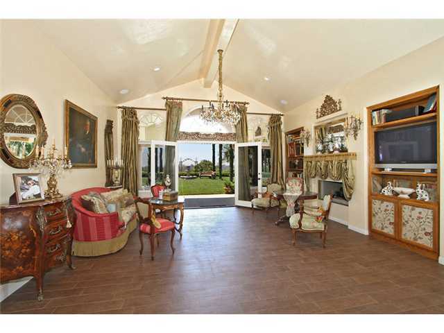 1161 Camino Alisos, Fallbrook, CA 92028 photo 6