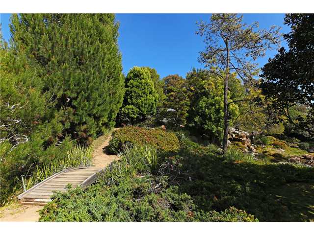 2116 Merida Ct, La Jolla, CA 92037 photo 12