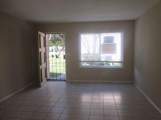 10306 Restful Ct, Santee, CA 92071 photo 3