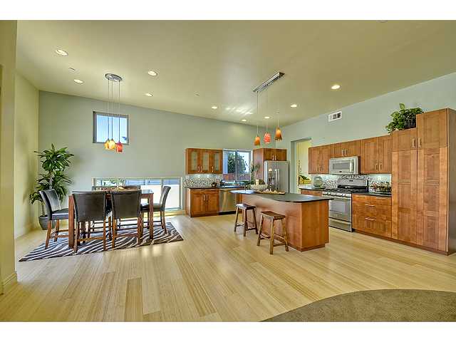 189 N Vulcan, Encinitas, CA 92024 photo 4
