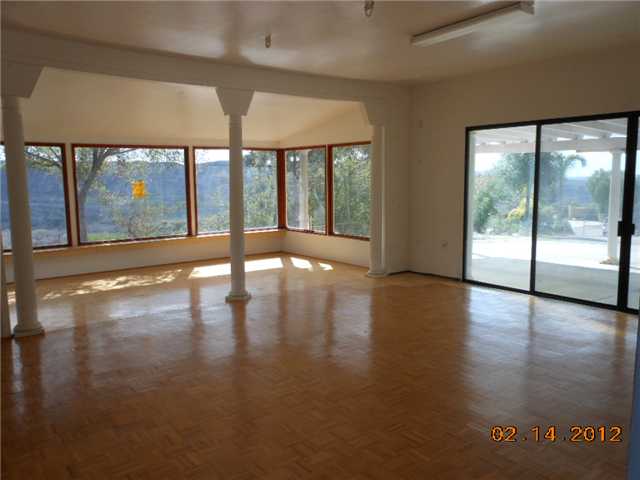 4027 Star Track Way, Fallbrook, CA 92028 photo 4