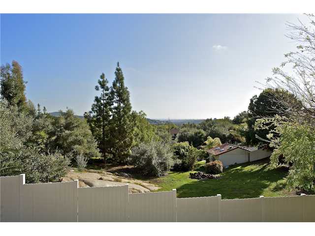 4577 Glen St, La Mesa, CA 91941 photo 4