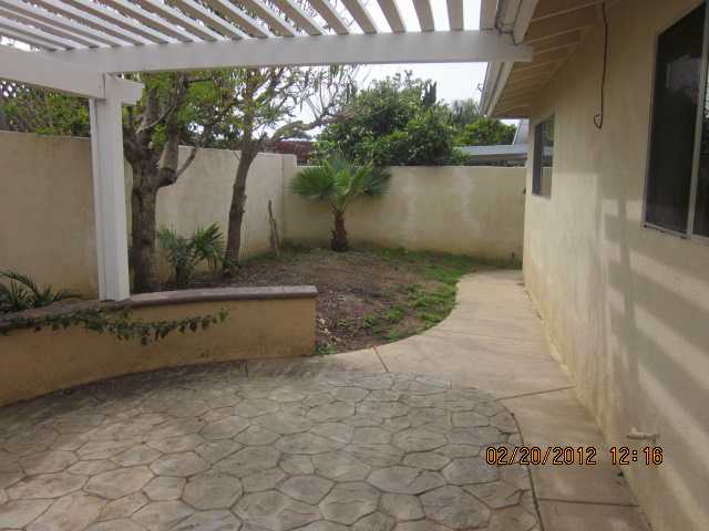 1615 Mountain View Ave, Oceanside, CA 92054 photo 3