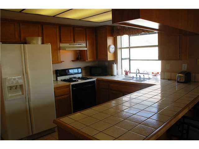 2877 Lehigh Ct, Oceanside, CA 92056 photo 5